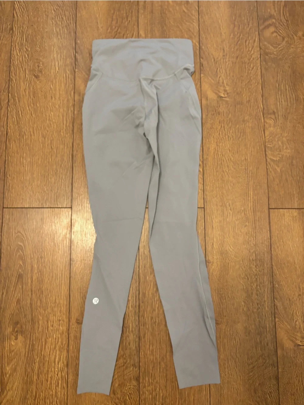 Lululemon Light Gray High-Waist Active Leggings. Size 2